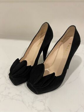 Prada 4” Black Suede Petal-Accent Peep-Toe Pumps